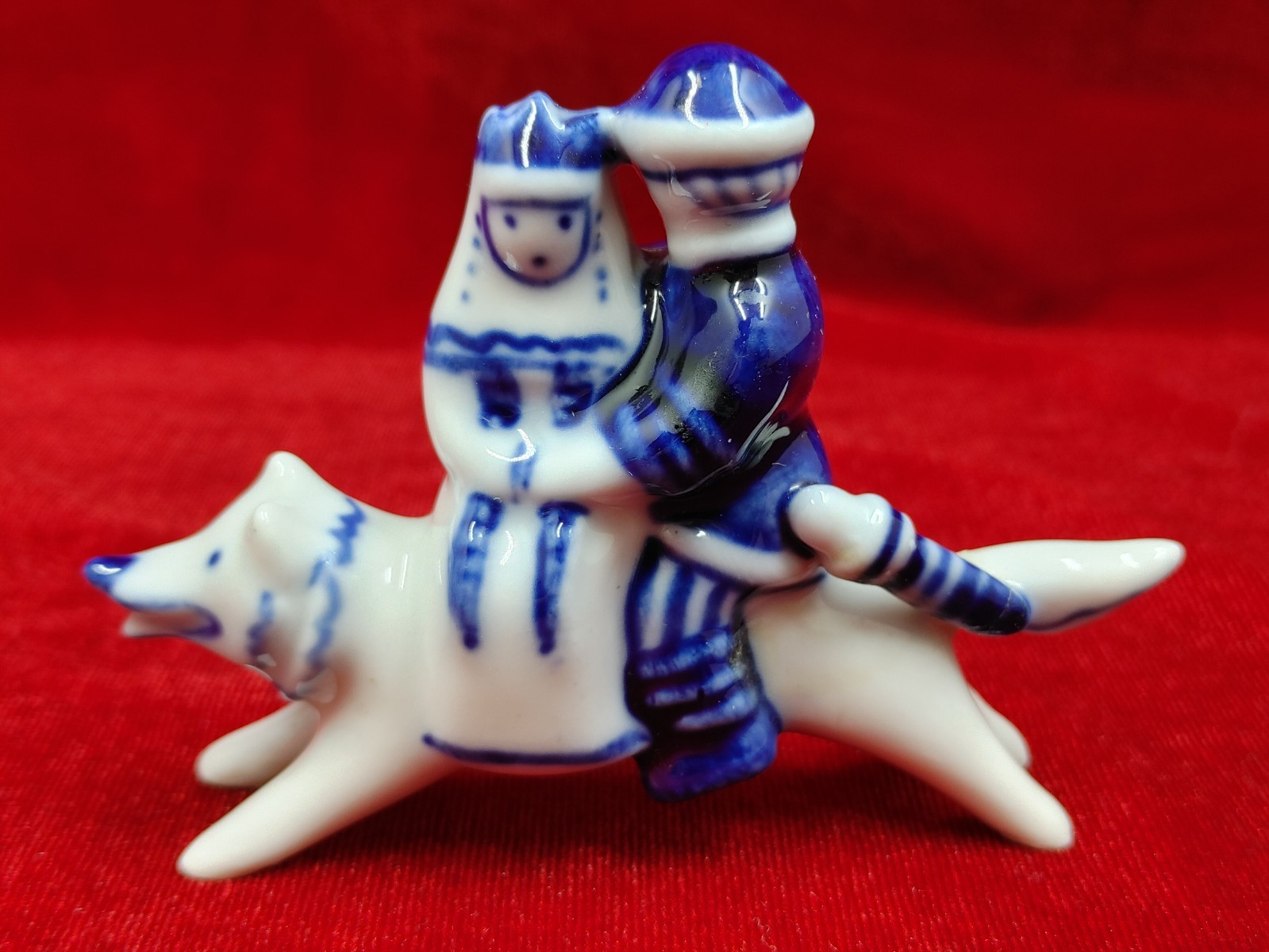 Vintage Gzhel Figurines Lot Of 6 Hand Painted Russian Folk Art USSR *Please Read
