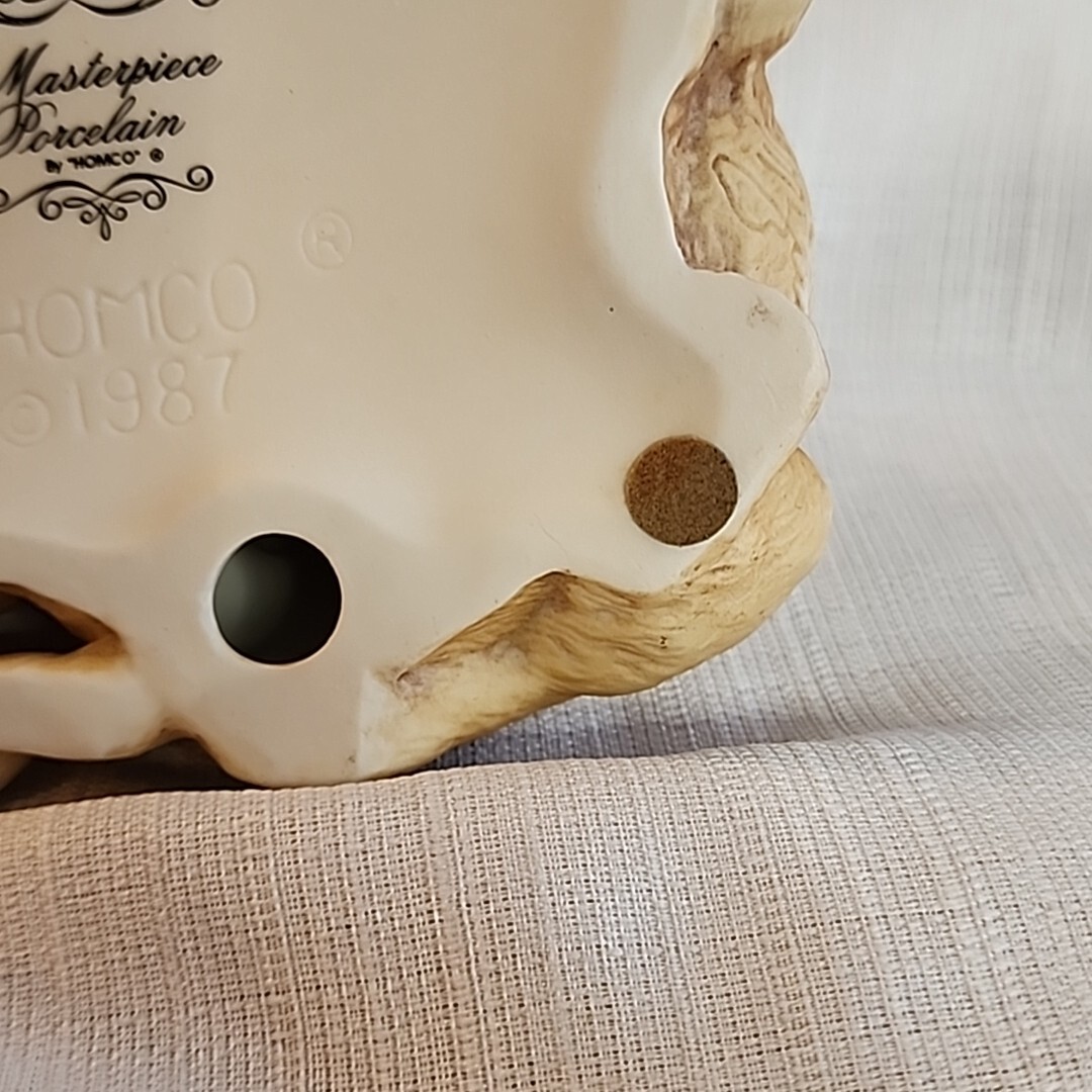 HOMCO 1987 Retriever Puppies Porcelain Figurine Puppy Dog