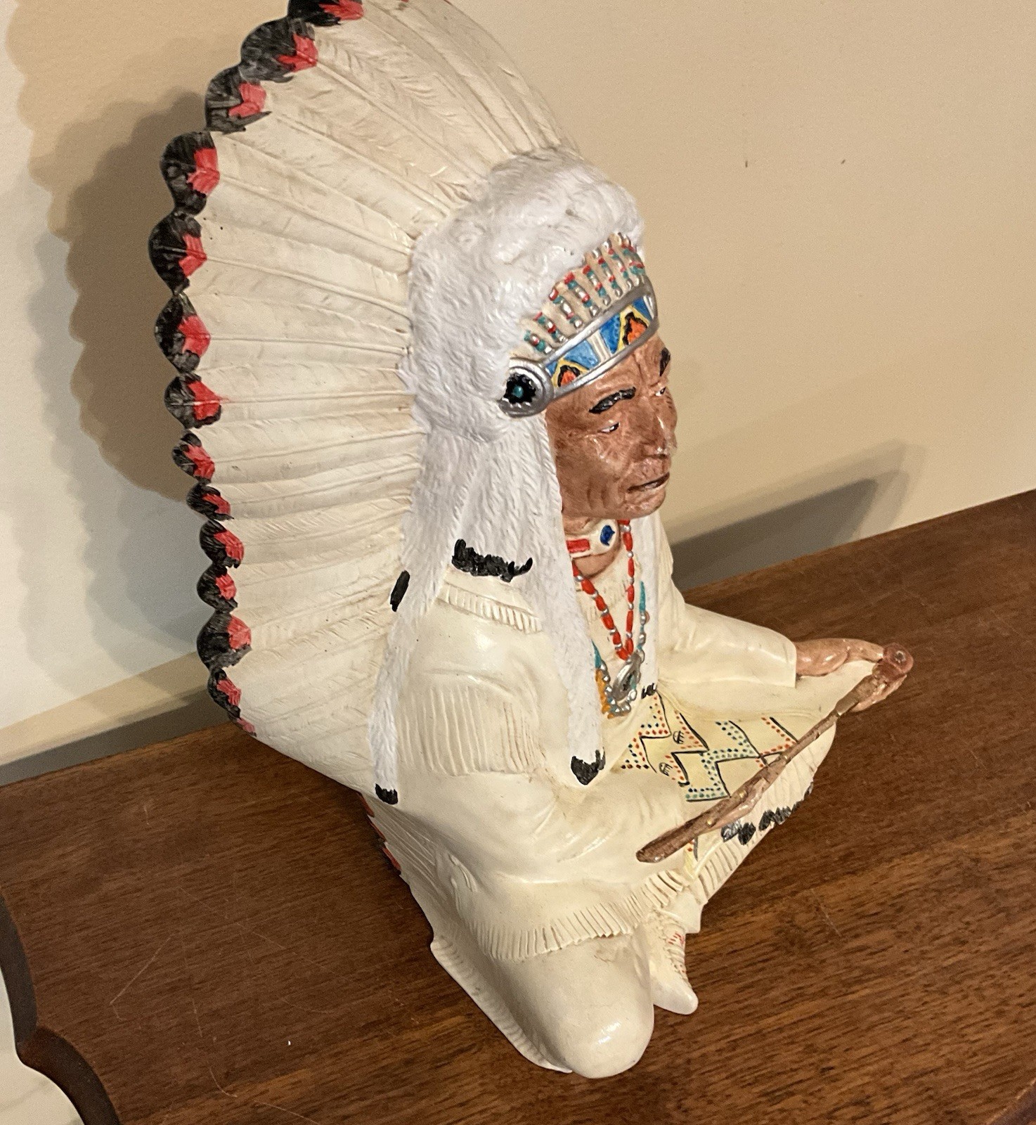 1974 Byron Molds Hand Painted Ceramic Indian Chief w Peace Pipe Figure 13”