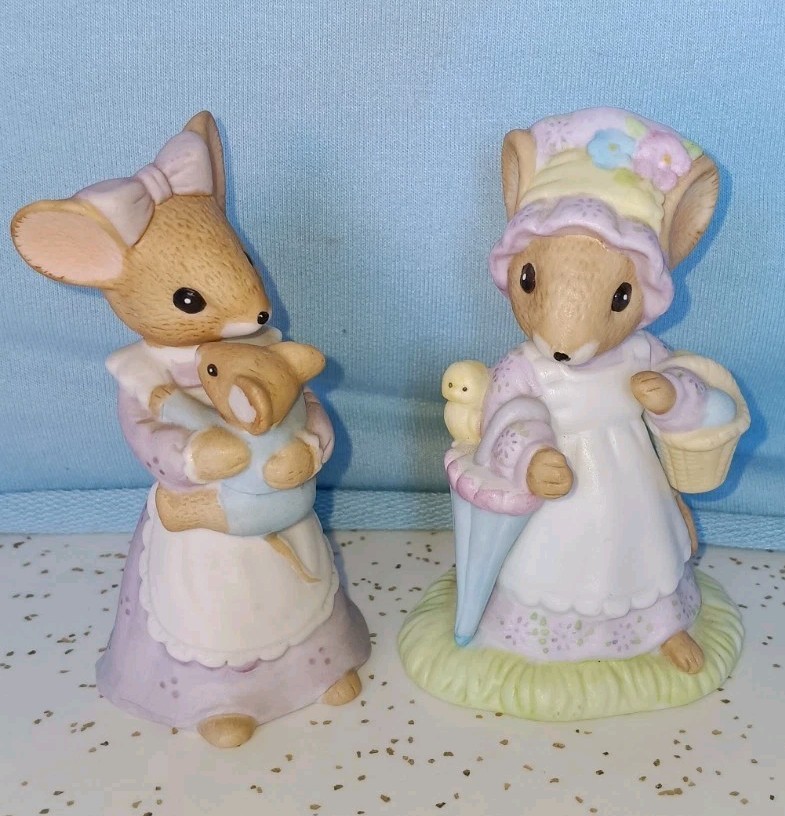 Very Nice Collectable Vtg 2 Mice Figurines from 1982/84 by Enesco
