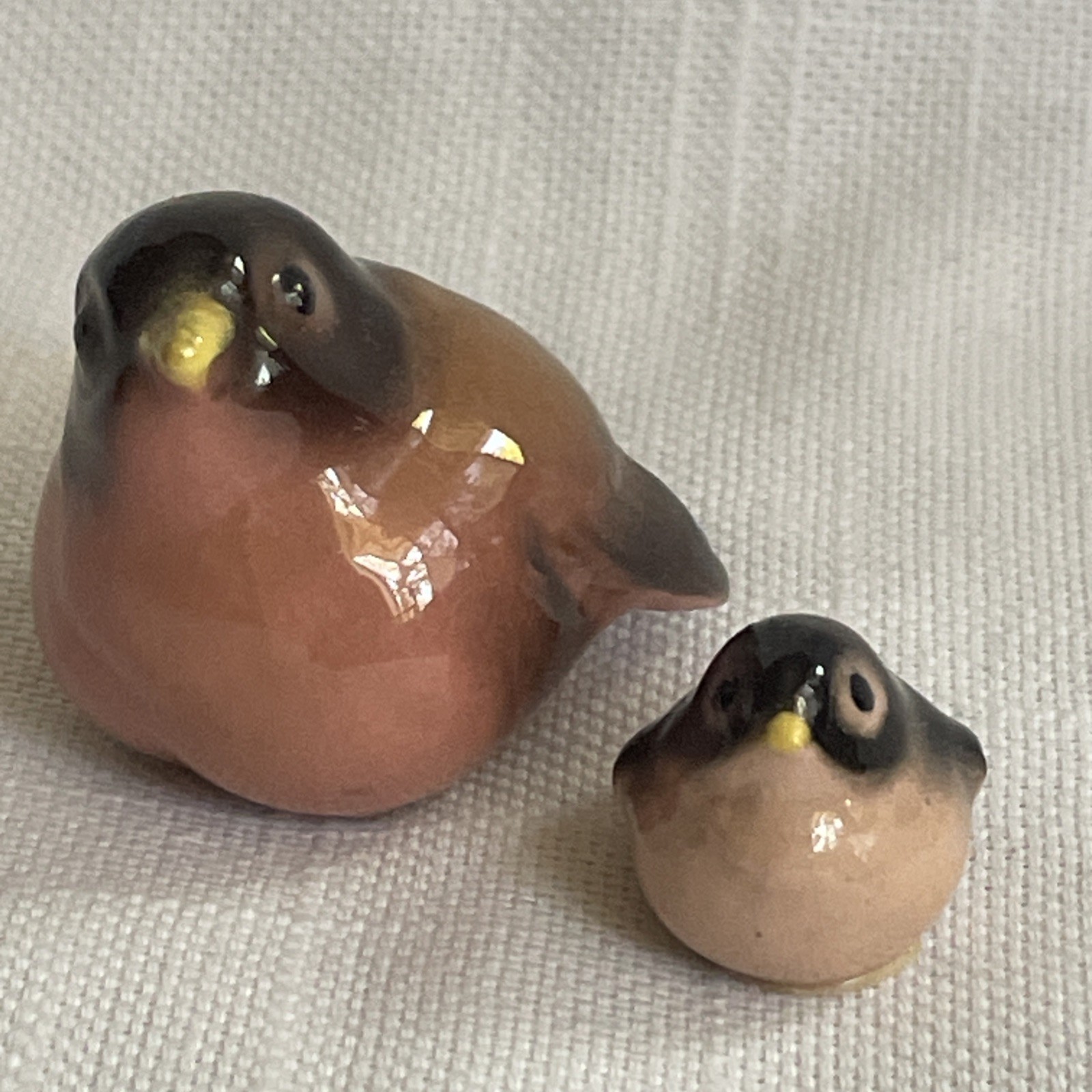 Hagen Renaker Robin Birds Miniature Pink Brown Figurines USA VTG 70s Set of 2