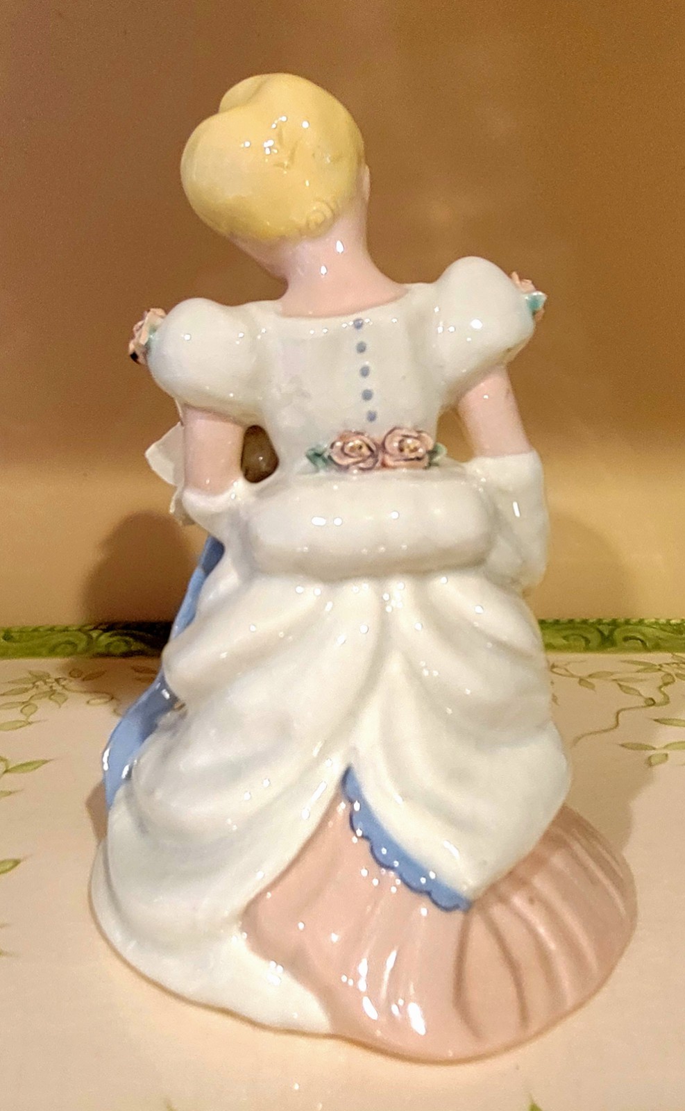Bride Figurine Kay Finch California Pottery 6″ Blond Pastels 1940s READ