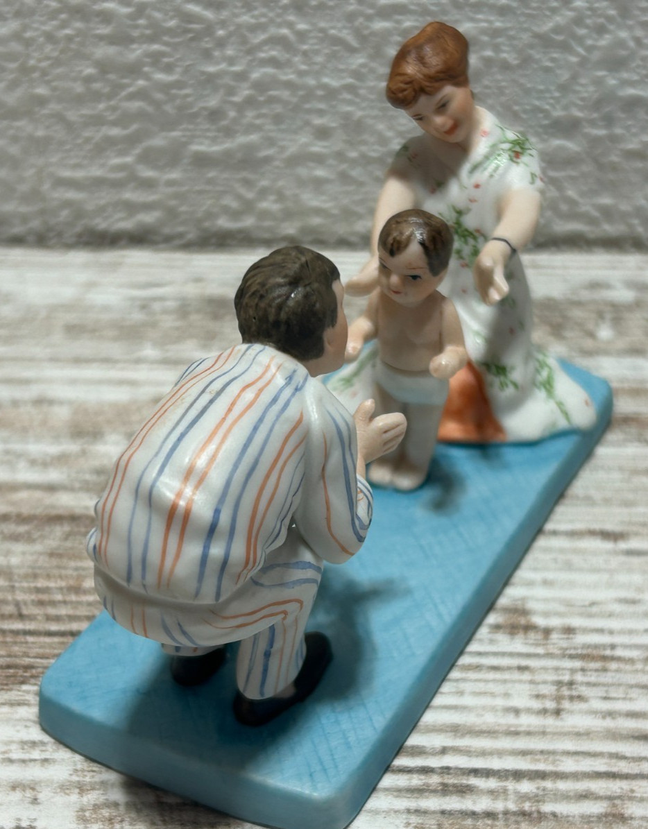 Norman Rockwell Baby’s First Step Porcelain Figurine Americana Series New Family