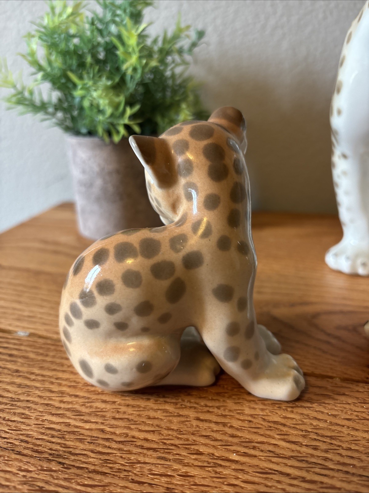 Lomonosov Porcelain Figurine USSR ERA (RARE) Large Cheetah and Cub Set – Vintage