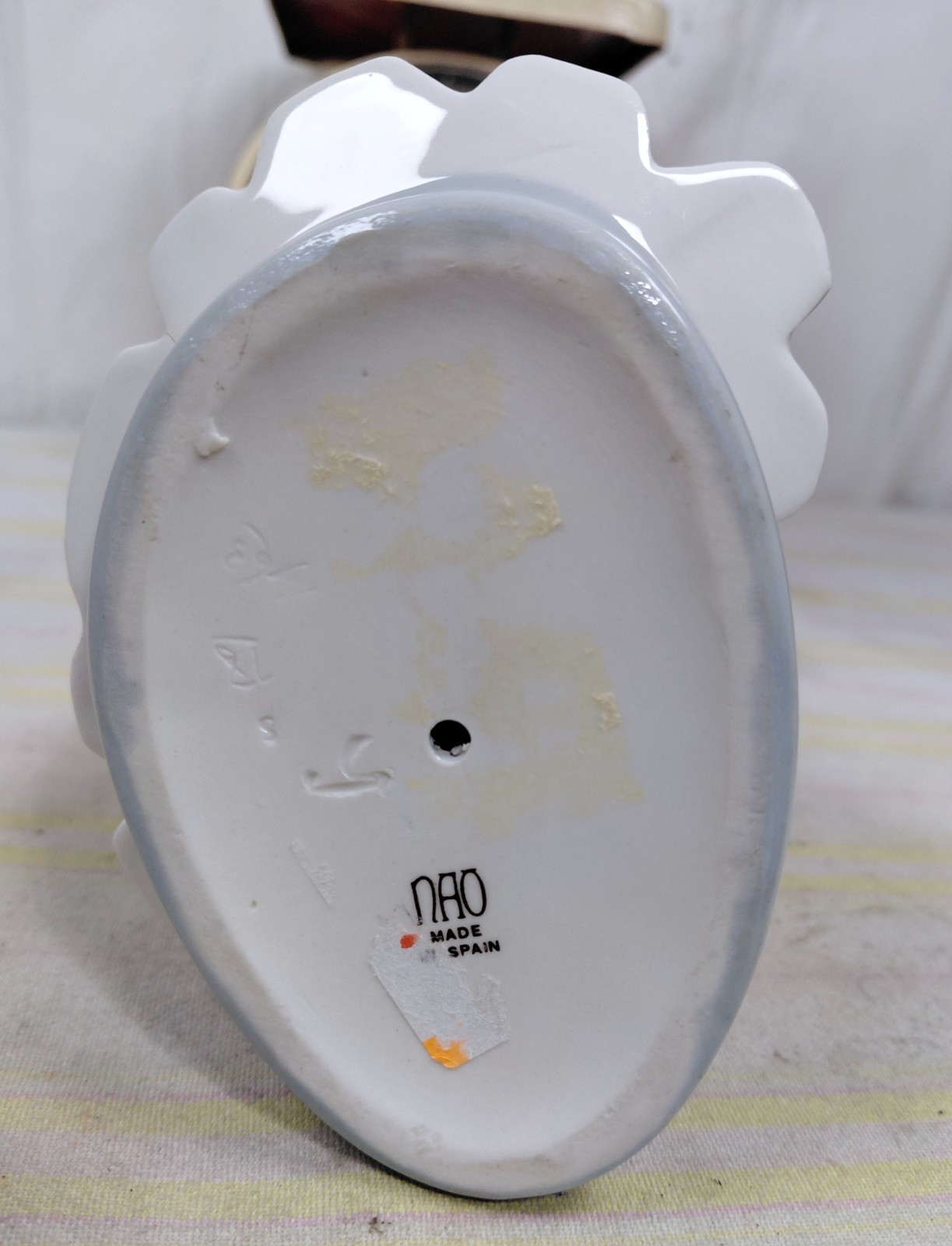 Vintage NAO by Lladro Madrid Girl with Fan Figurine Spain Porcelain Daisa 1980