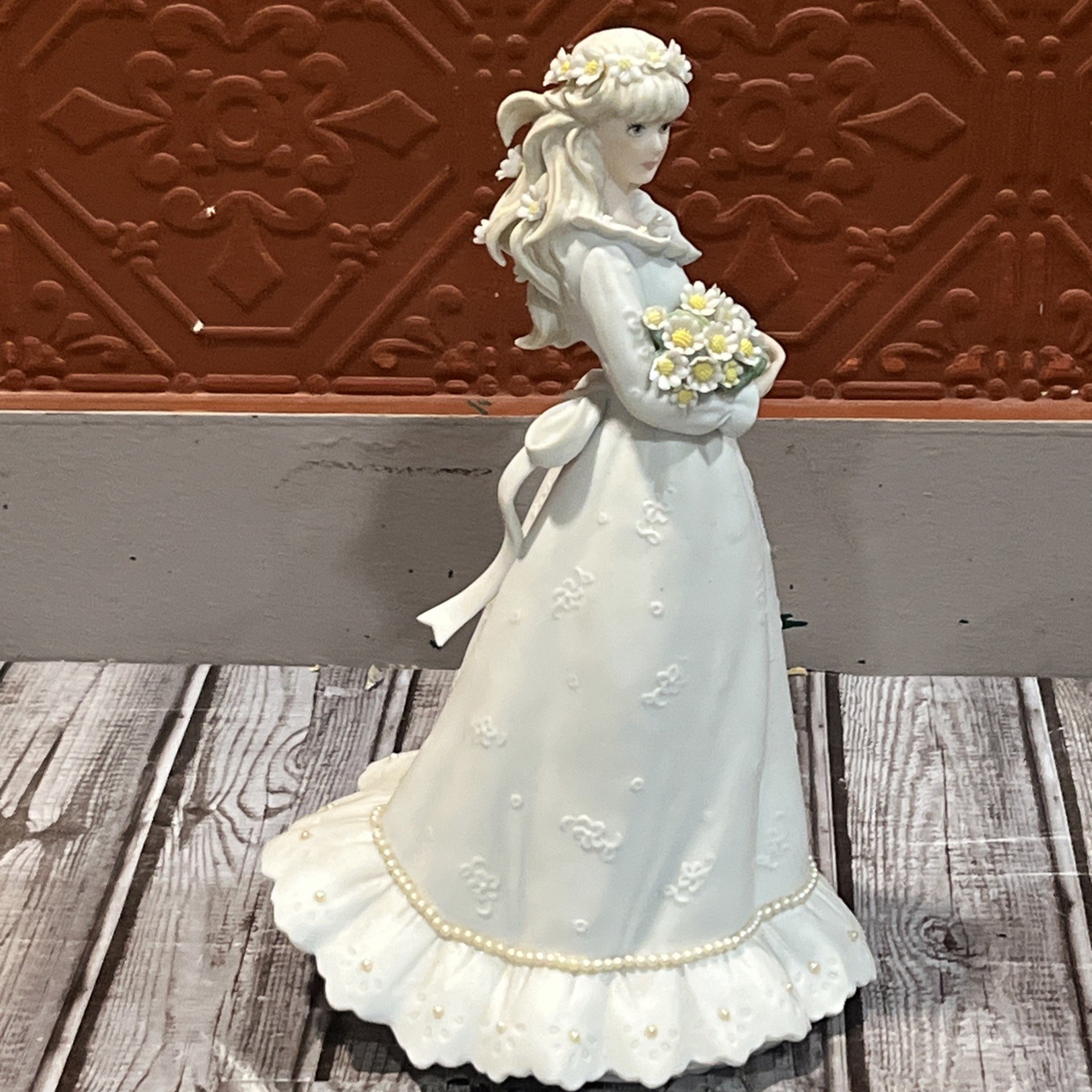 Classic Brides of the Century Heather 1970’s Porcelain Figurine 10” Wedding