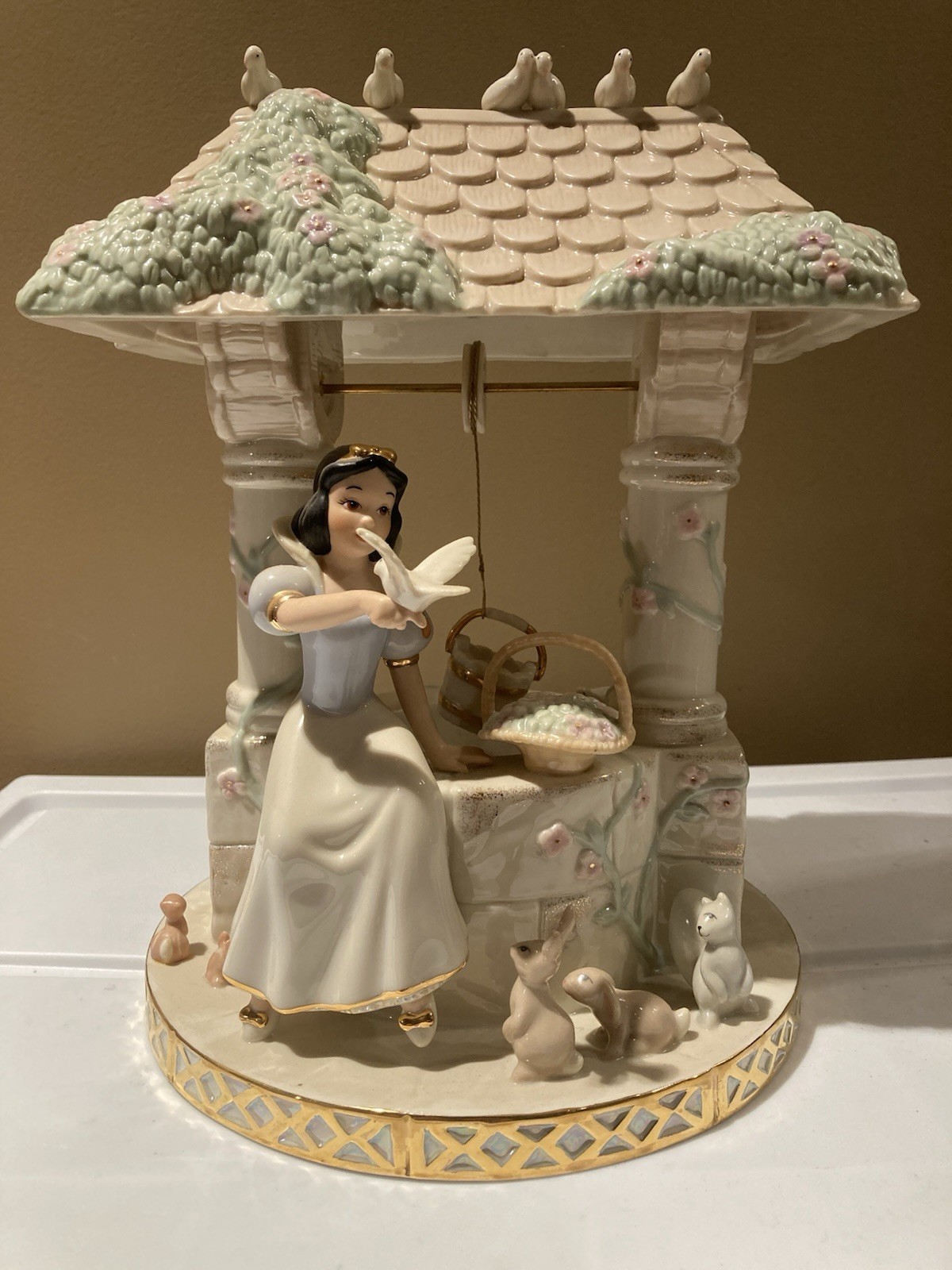 Lenox Disney Snow White Some Day My Prince Will Come Wishing Well Ltd Ed Mint