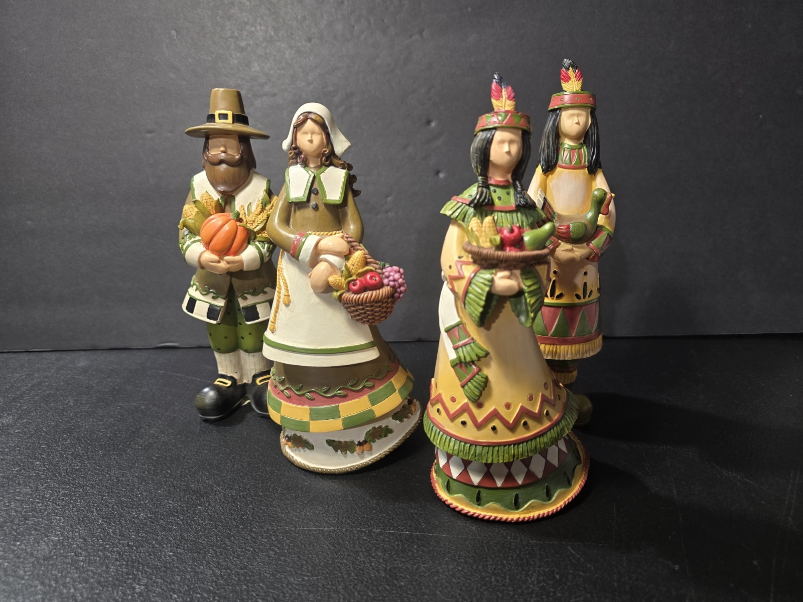 Lot Of 4 Thanksgiving Harvest Collection Pilgrims And Native American DE08