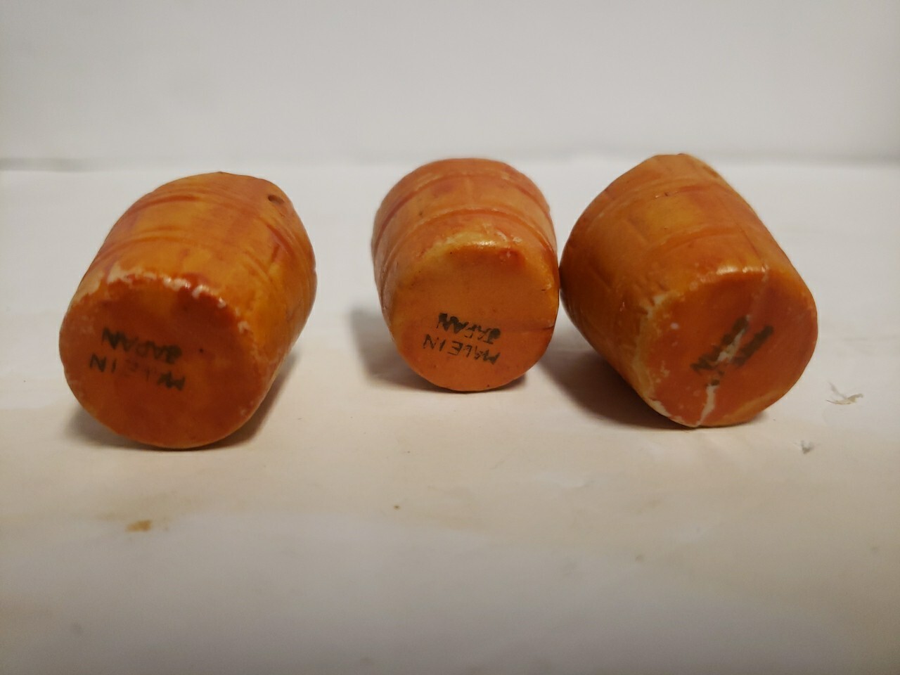 Vtg JAPAN TINY 1″ CERAMIC WATERING PAIL BUCKET YOKE Lot Of 3 Dollhouse Miniature