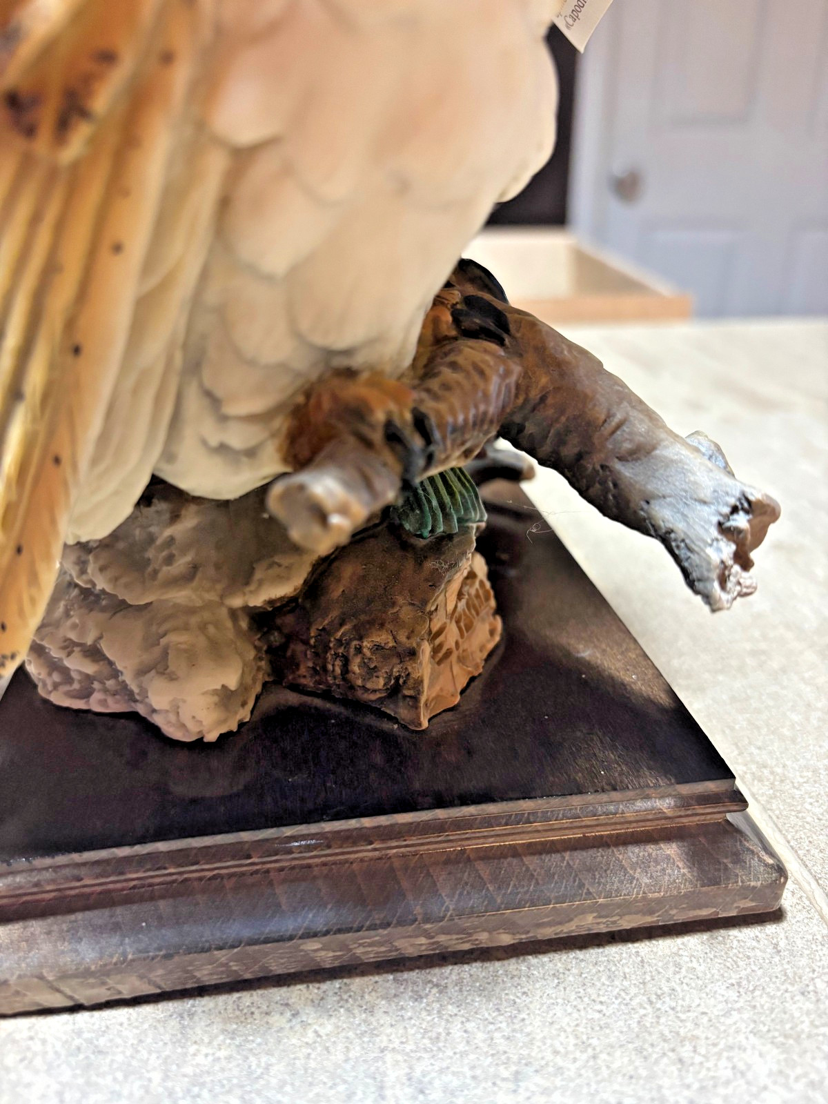 RARE E. Farina Dear Barn Owl w/Owlets Statue on Wood Bas NWT 1989