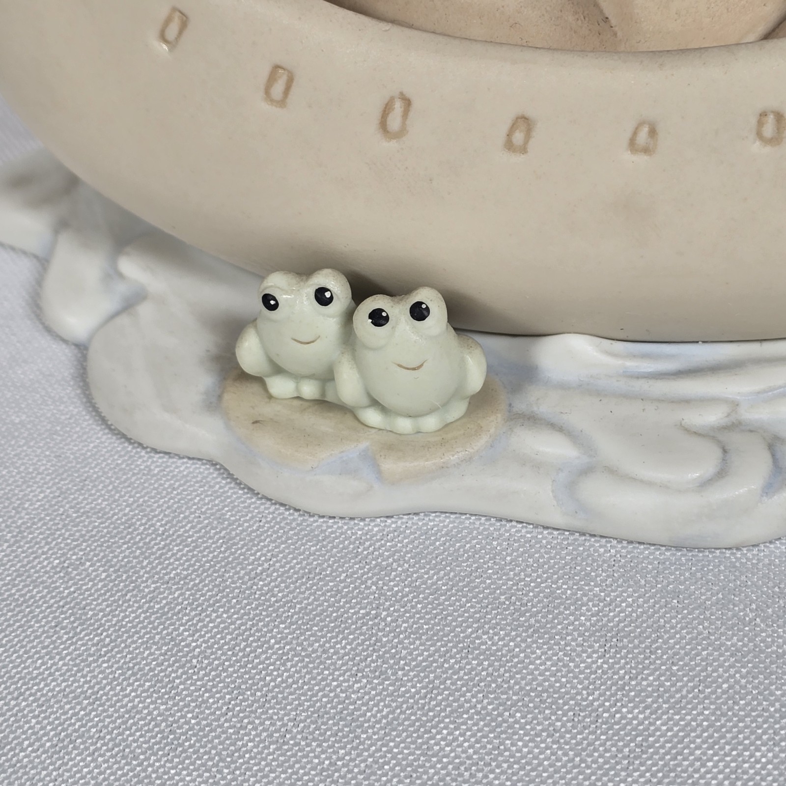 Precious Moments Figurine 520772 Many Moons In Same Canoe Blessum You 1988