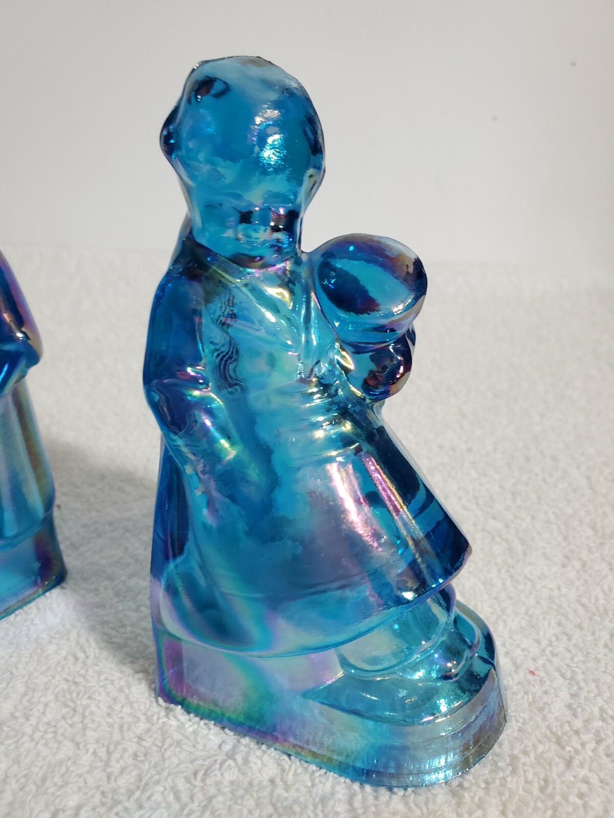 Vintage Wheaton Iridescent Blue Carnival Glass Boy And Girl Bookends