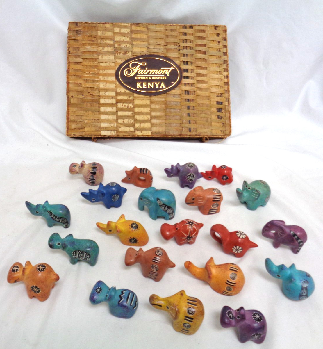 Lot Of 21 Hand Carved Soap Stone Animal Figures – Rhino Hippo Elephant – KENYA