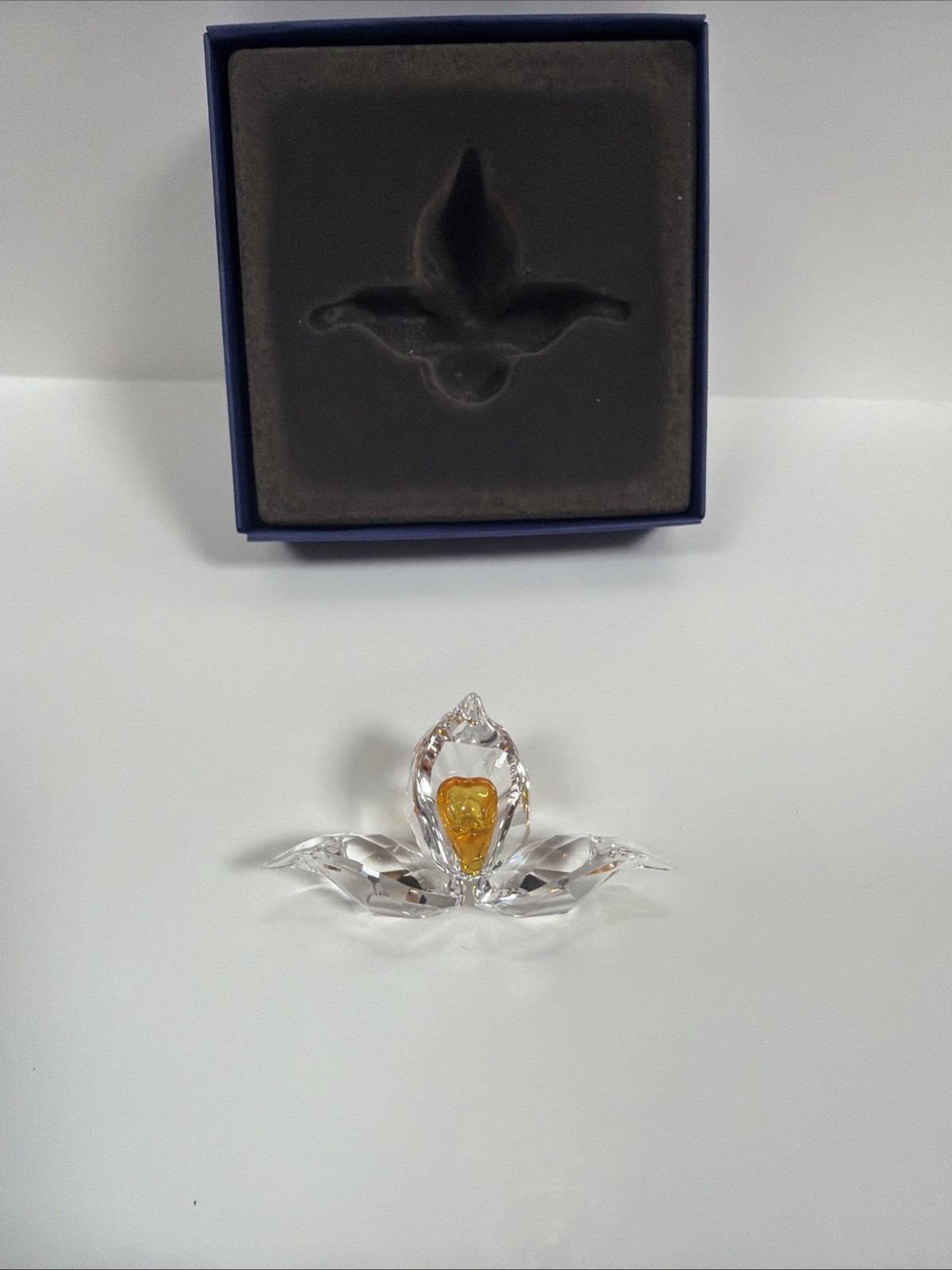 SWAROVSKI African Orchid 2018 Membership Gift 5301553 In Box