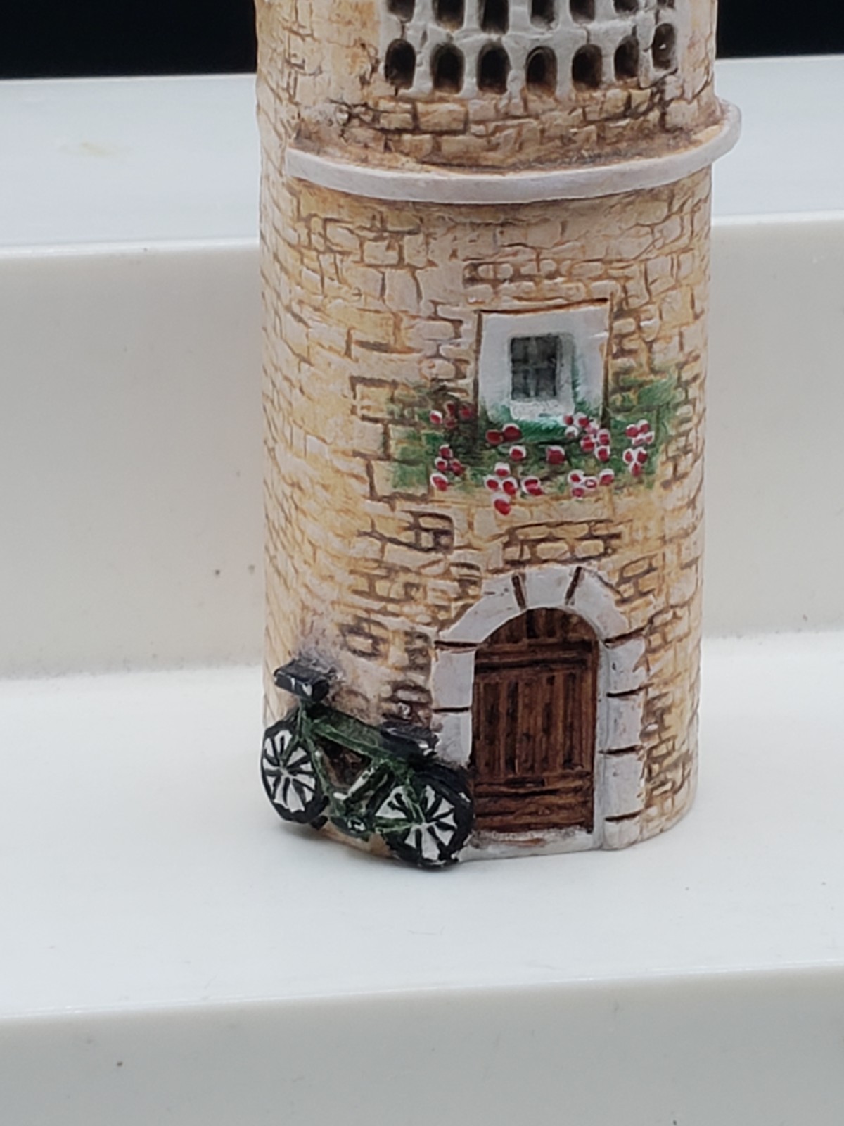 J Carlton Dominique Gault Miniature #218270 Tower Dux Pigeons Dovecote