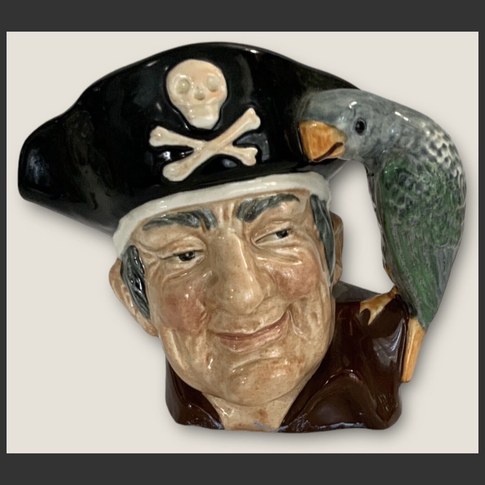 Royal Doulton Toby Mug LONG JOHN SILVER Parrot Handle 1951-4” Tall – Made In Eng