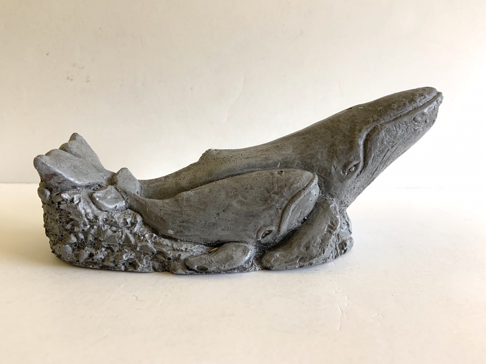 Vintage Mother Whale With Baby Calf Figurine Signed Bekka Mt. St. Helen Ash
