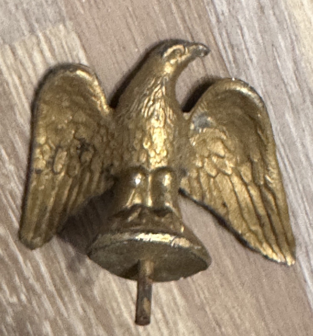 Vintage Cast Metal Eagle Figurine Ornament Finial Patriotic Gold Tone 2.5