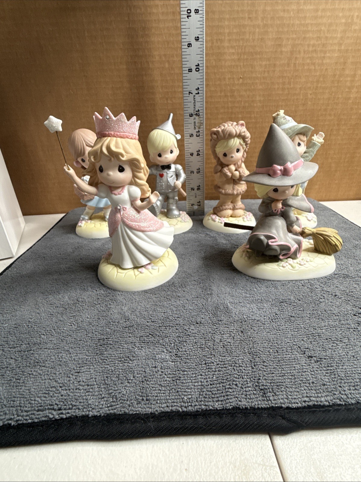 Precious Moments Wizard Of Oz Set Of 6 112022-25. 114033, 132013. SIGNED READ