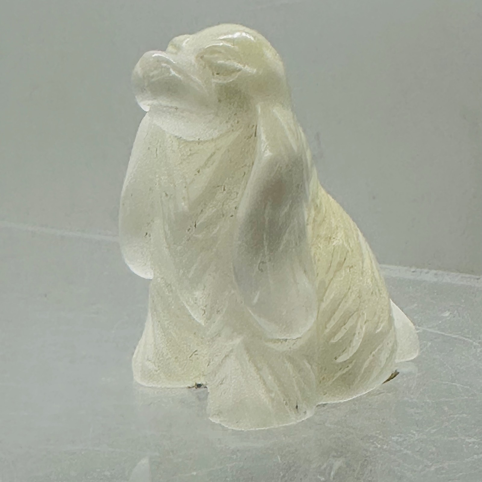 Cocker Spaniel Carved Statue | 1 Figurine | | 37x30x23mm | Clear, White