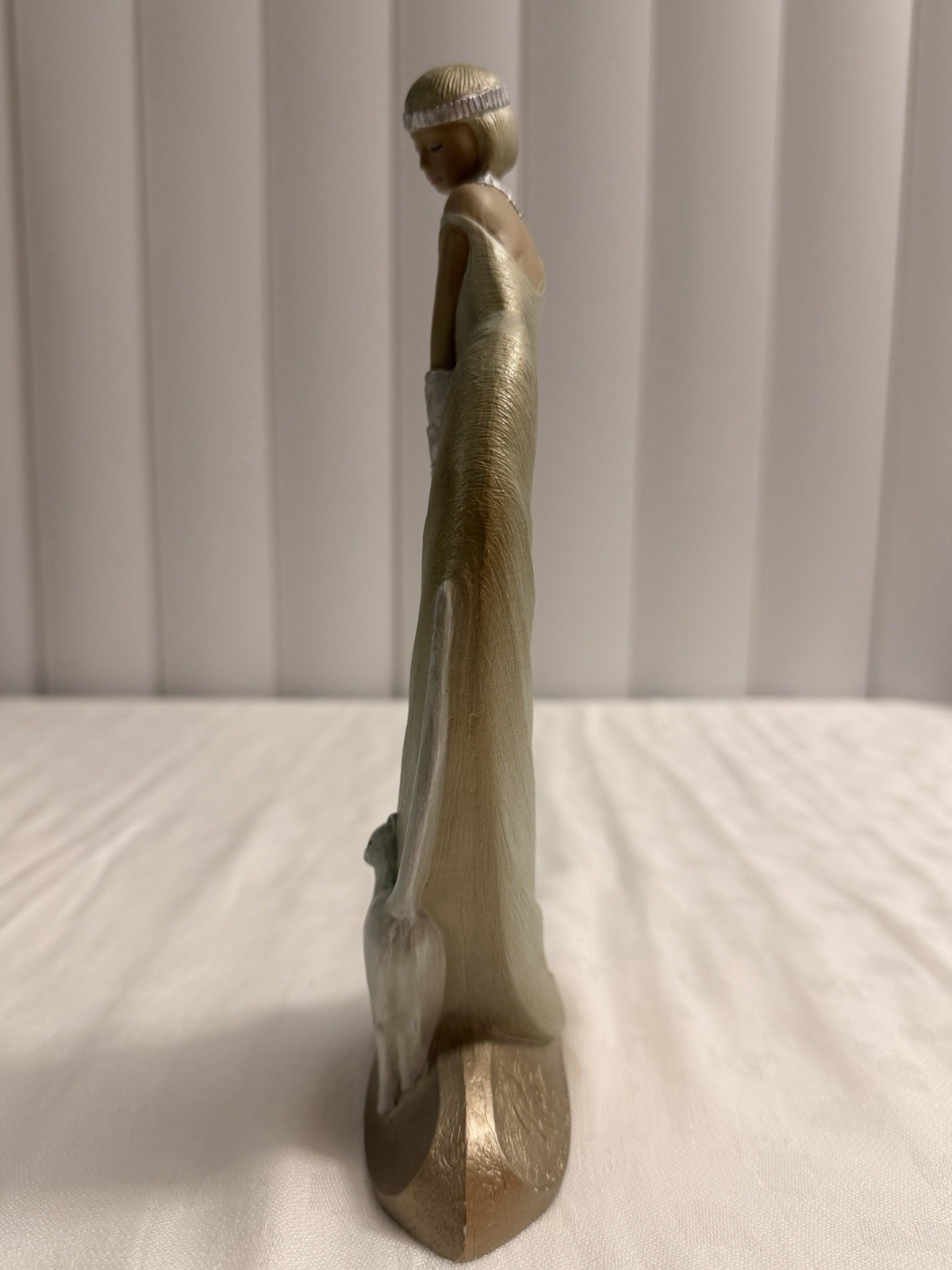 Ivory Princess Enesco Lady Figurine Art Deco Woman Cat 1995 Parastone