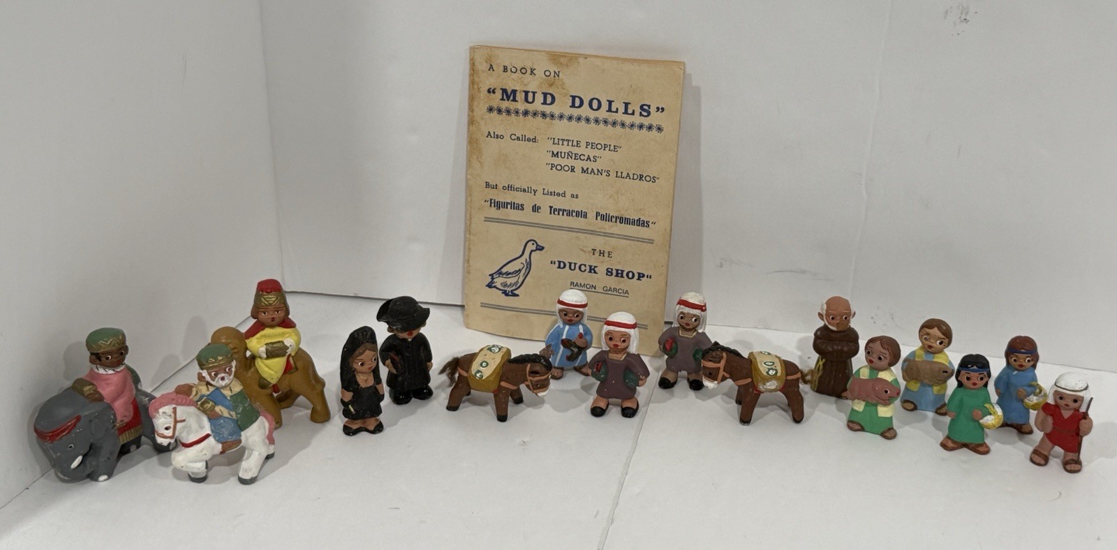 Vintage Spanish Mud People Nativity Set Three Kings + Book Terracotta Lot 16