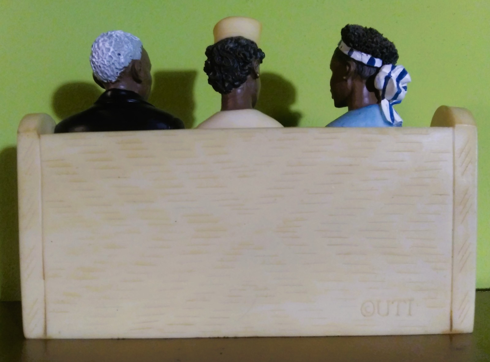Ebony Treasures Church Pews Figurine PASS THE COLLECTION PLATE Positive Image