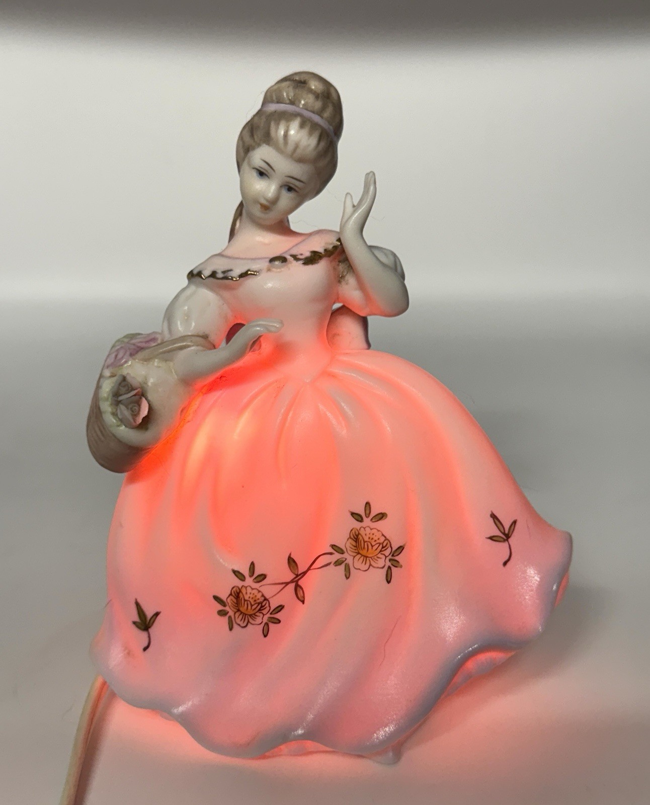 Vintage Porcelain Night Light Figurine Ardalt Girl with Roses Japan Working