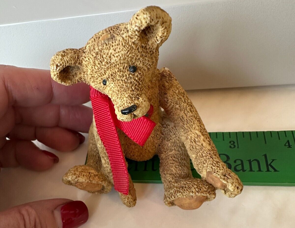 Kurt S. Adler Sitting Antique Bear Resin Figurine 3″ Fabric Bow Red Heart