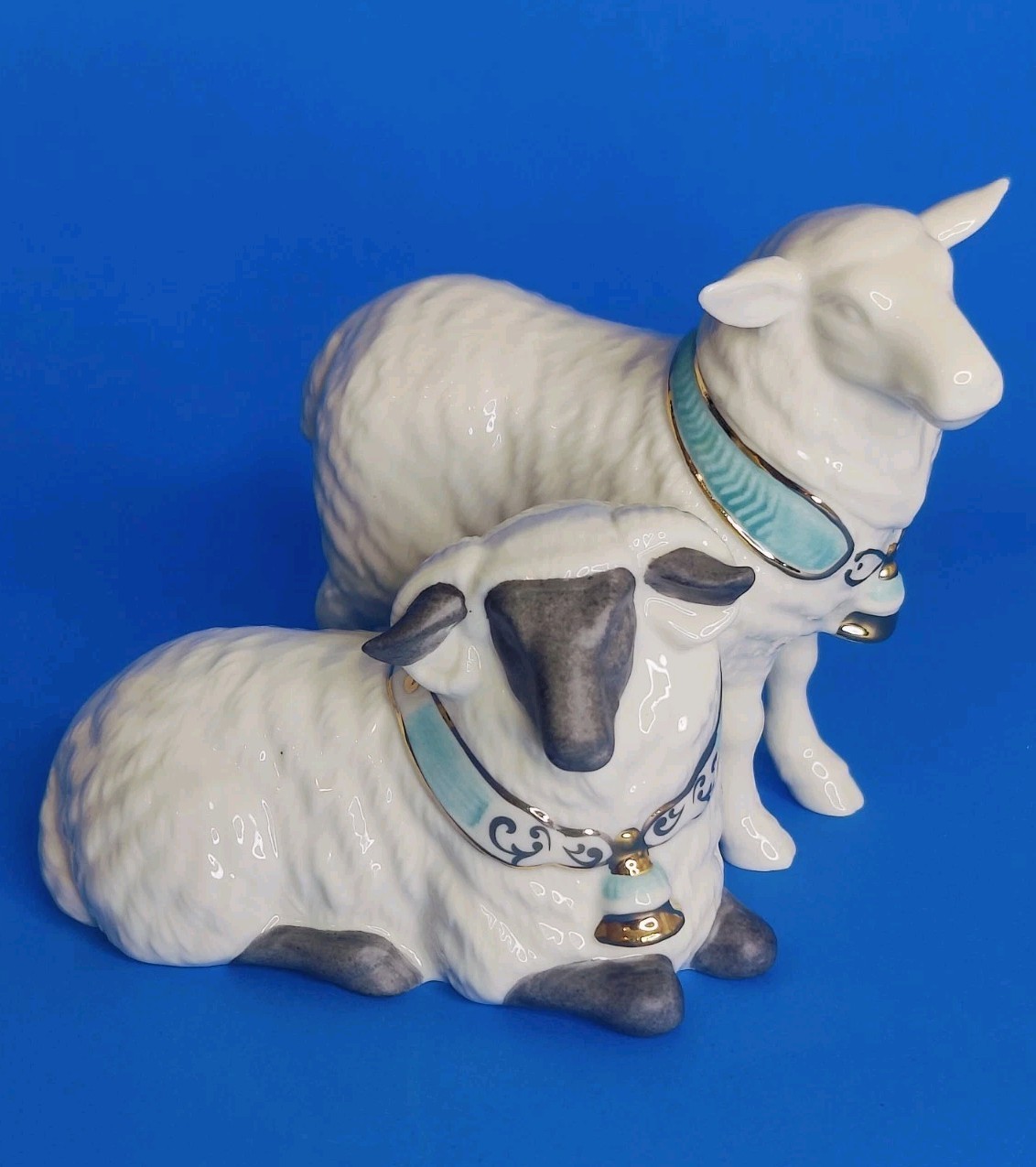 LENOX FIRST BLESSING NATIVITY SHEEP BLACK FACE BLUE COLLAR ORIGINAL MINT NO BOX