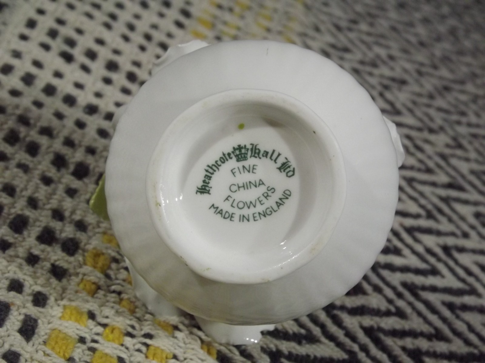 Vintage White Rose Flower – Fine China – Heathcote Hall Ltd – Made In England