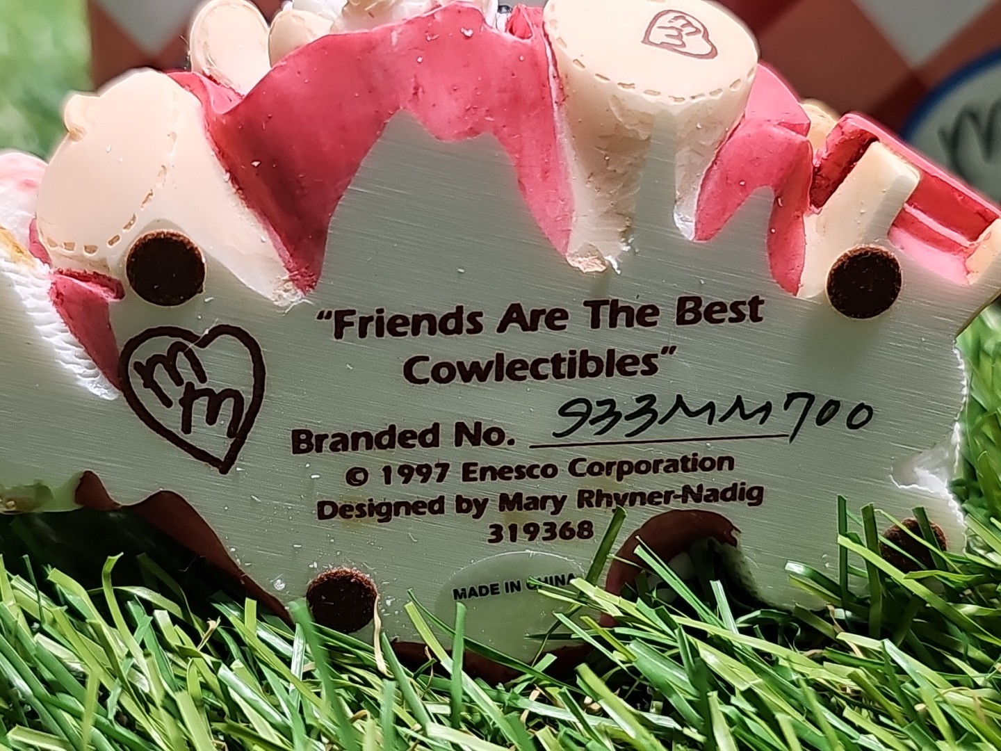 Vintage 1997 Enesco Mary’s Moo Moos “Friends Are The Best Cowlectable” Retired