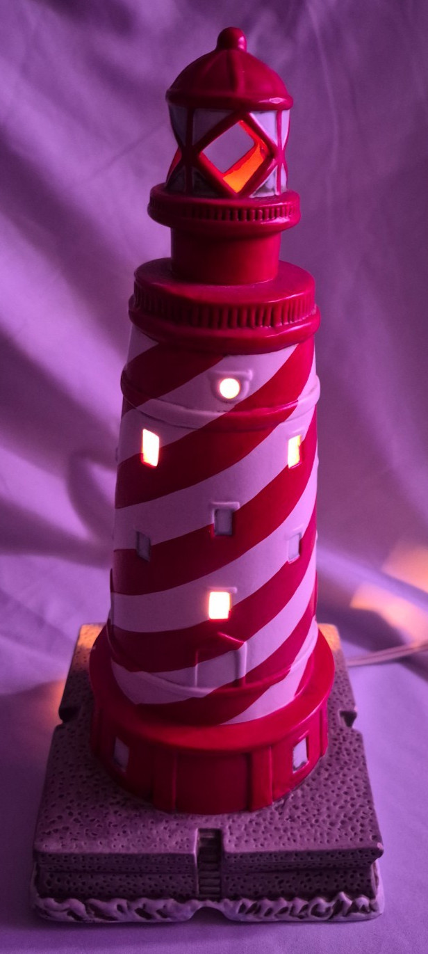 Geo Z Lefton 1992 Red White Lighthouse Table Lamp Lighted Ceramic 11″ Tested
