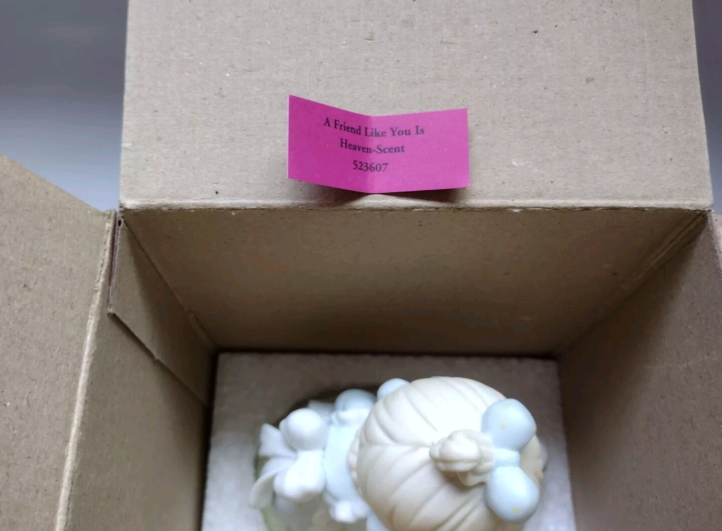 Precious Moments 2005 “A Friend Like You Is Heaven-Sent” Mint In Box Porcelain