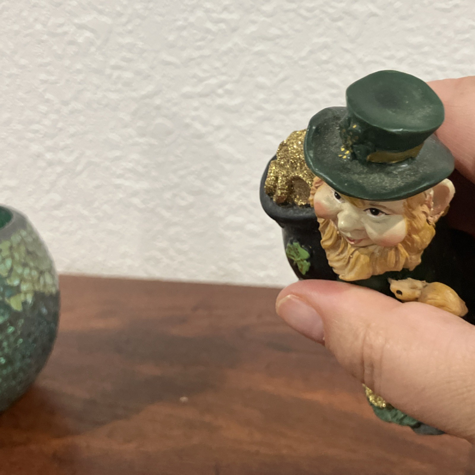 Hand Painted Leprechaun Resin Figurine w/ Pot of Gold Green Black Gold