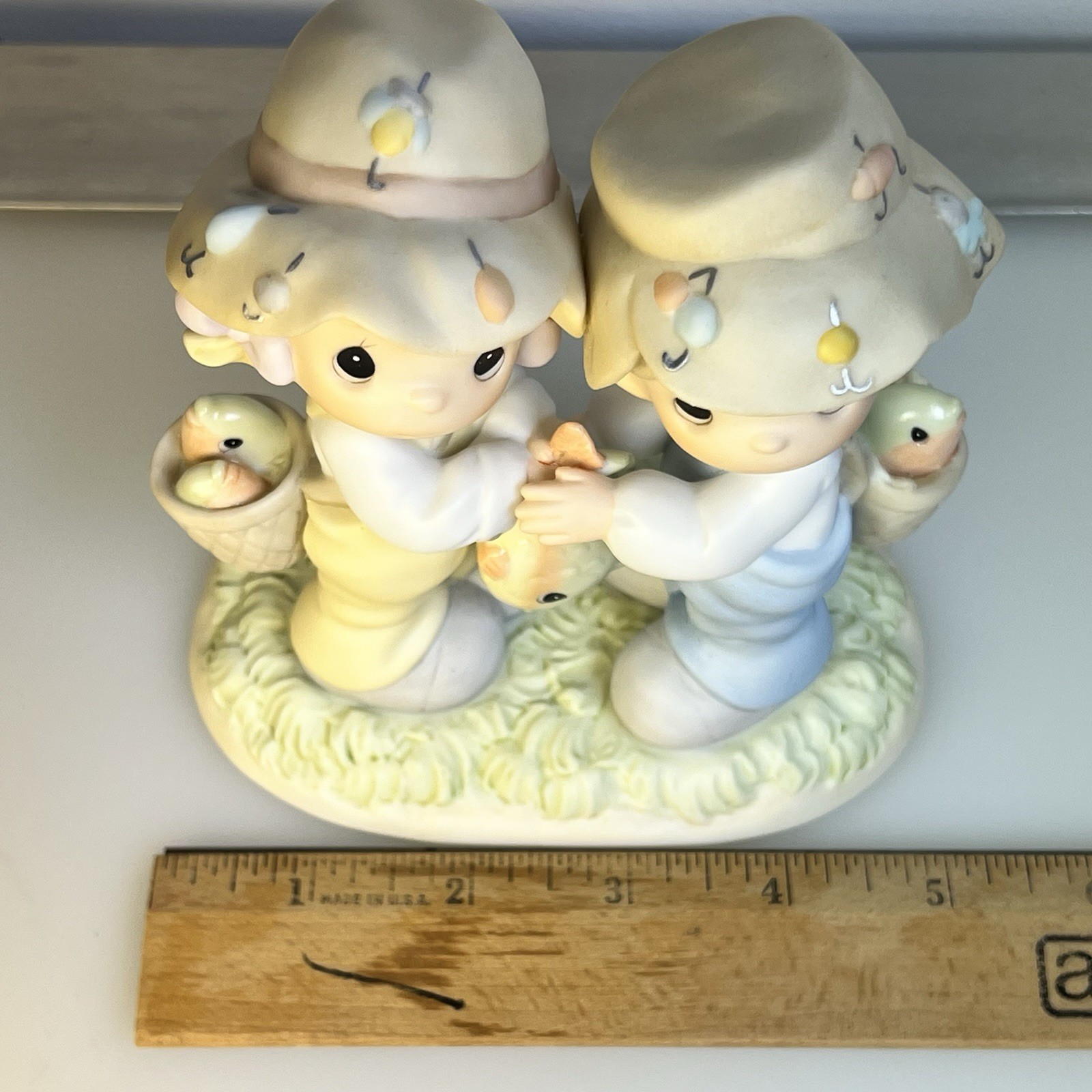 Precious Moments “O-Fish-Aly Friends for a Lifetime” porcelain figurine Mint Box
