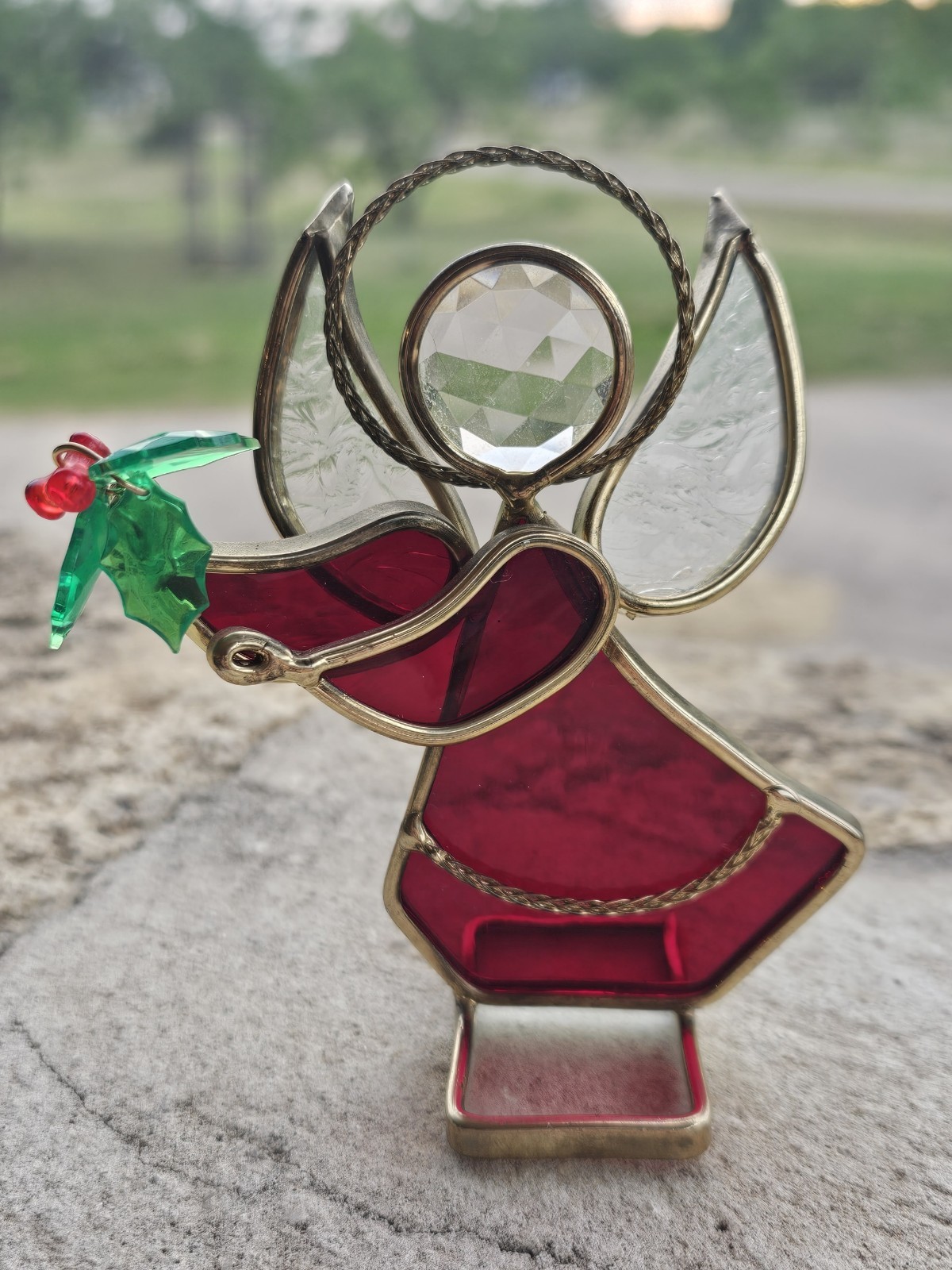 VTG Red Stained Glass Textured Angel Holding Holly 4.5″ Free Standing USA Made