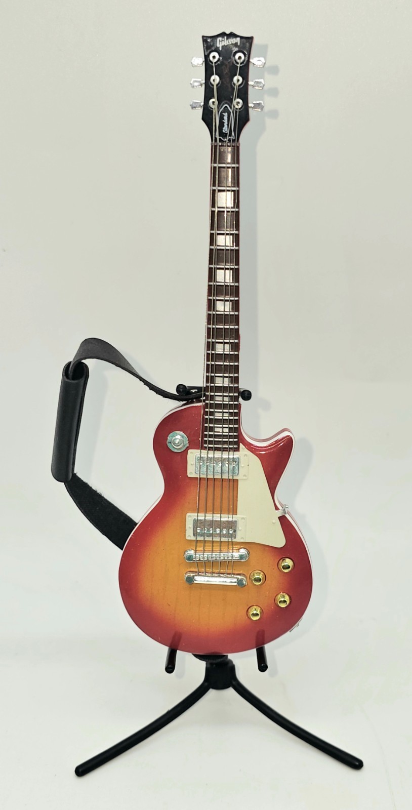 Miniature Gibson Les Paul Standard Electric Guitar Replica – Red Sunburst & Stan