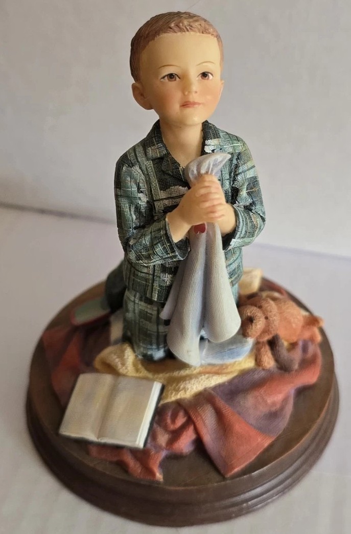 Demdaco Mama Says Pray Figurine by Kathy Andrews Fincher