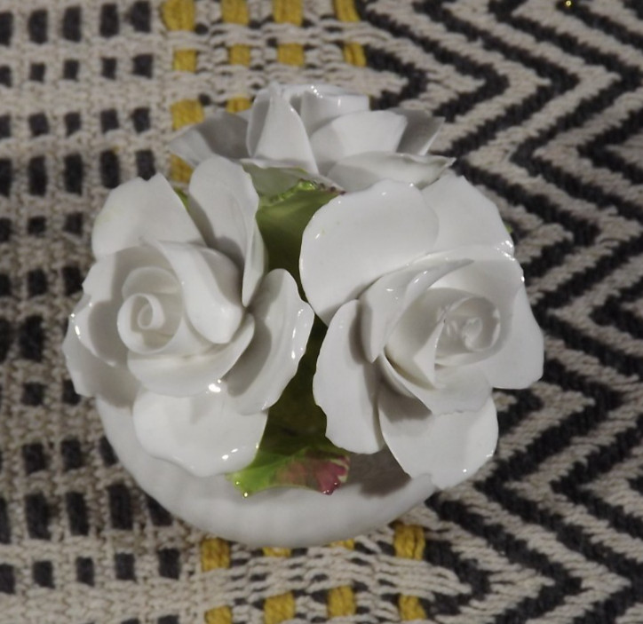 Vintage White Rose Flower – Fine China – Heathcote Hall Ltd – Made In England
