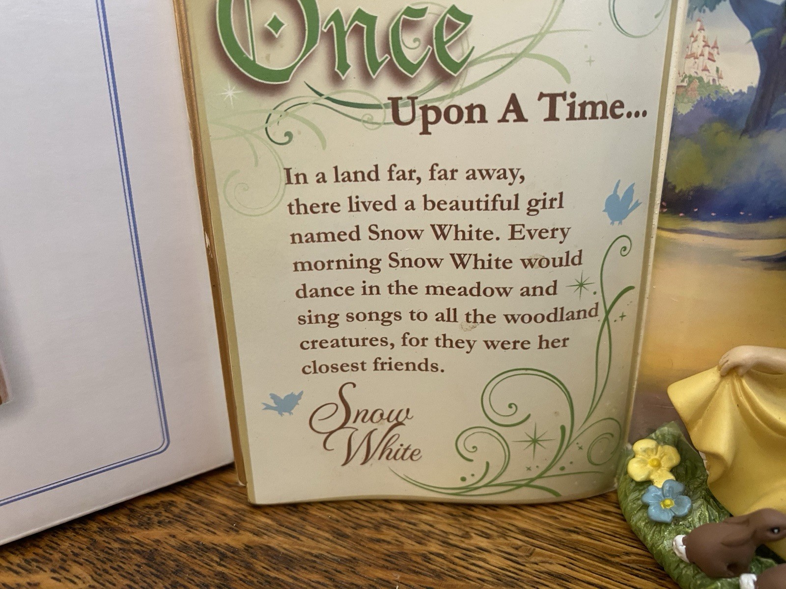 Precious Moments Disney Showcase 134406 Storybook Princess Snow White