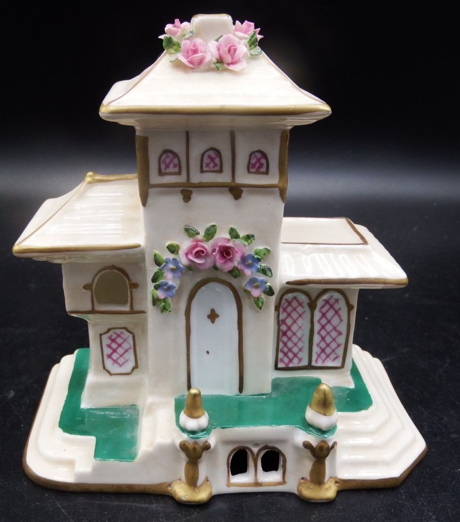 Coalport The Villa Fine Bone China Village House 1964 – England