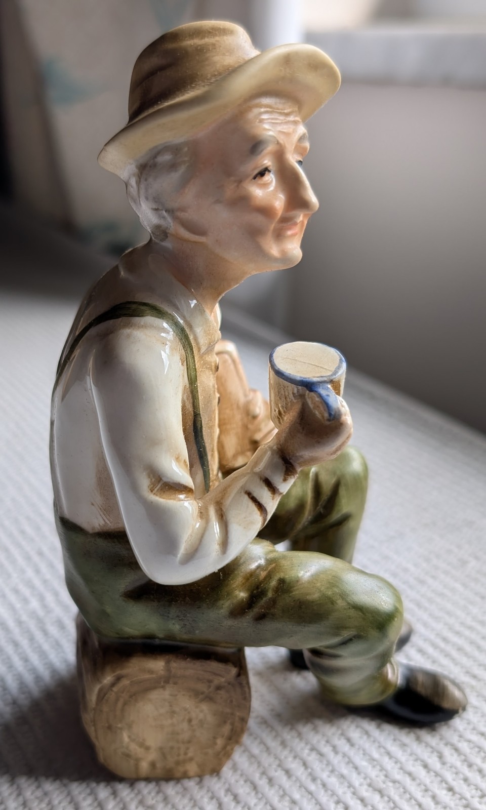 Vintage Ardco Hand Painted Porcelain Figurine Old Man W/Coffee/Alcohol 6 In Tall