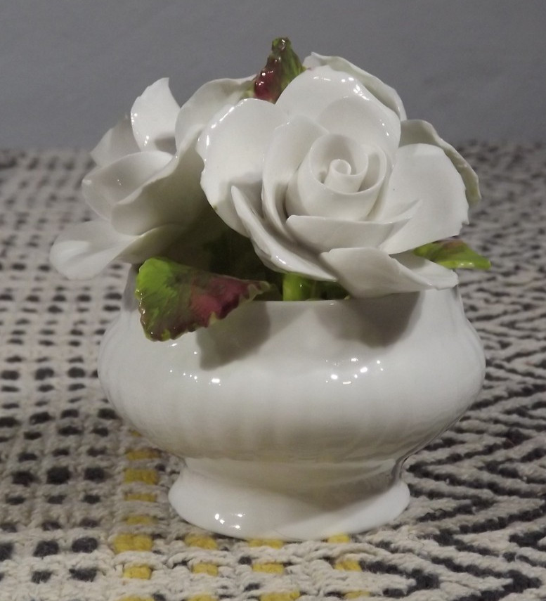 Vintage White Rose Flower – Fine China – Heathcote Hall Ltd – Made In England