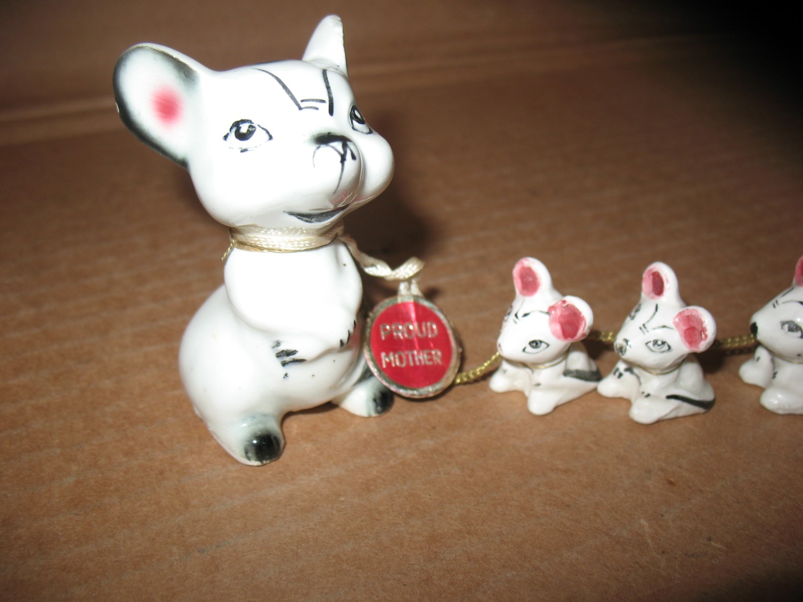 Vintage Mother Mouse Set of 6 Babies on Chain Ceramic Mice Figurines Japan RARE