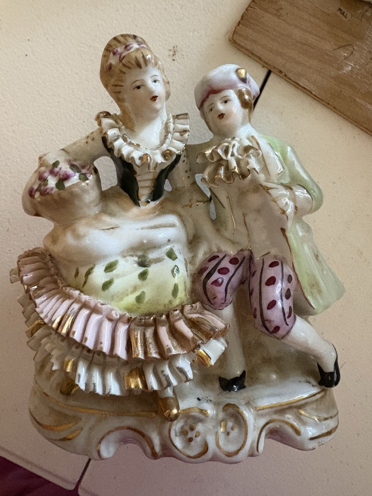 Thames Hand Pained Man And Women