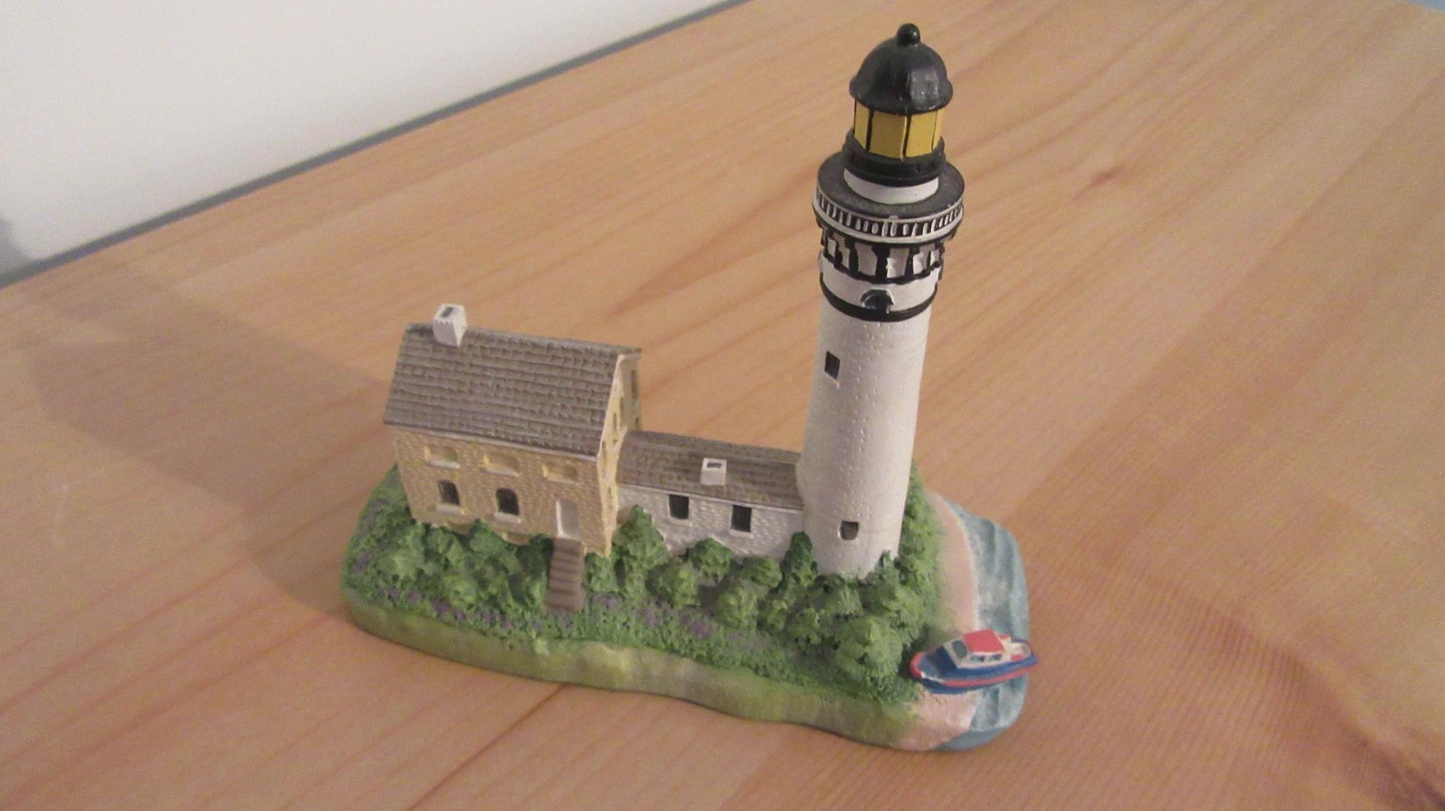 Lighthouse By Spoontiques SP9252 – South Manitou Light, MI