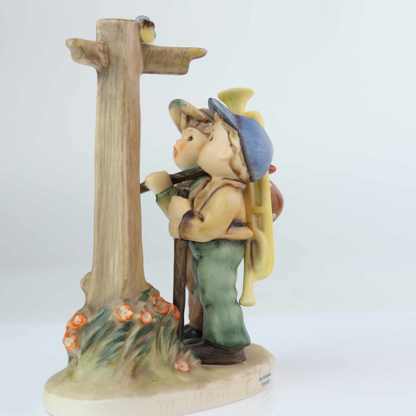 M.I. Hummel “Crossroads” Figurine #331/I – 1990 “Celebration of Freedom” Ltd Ed
