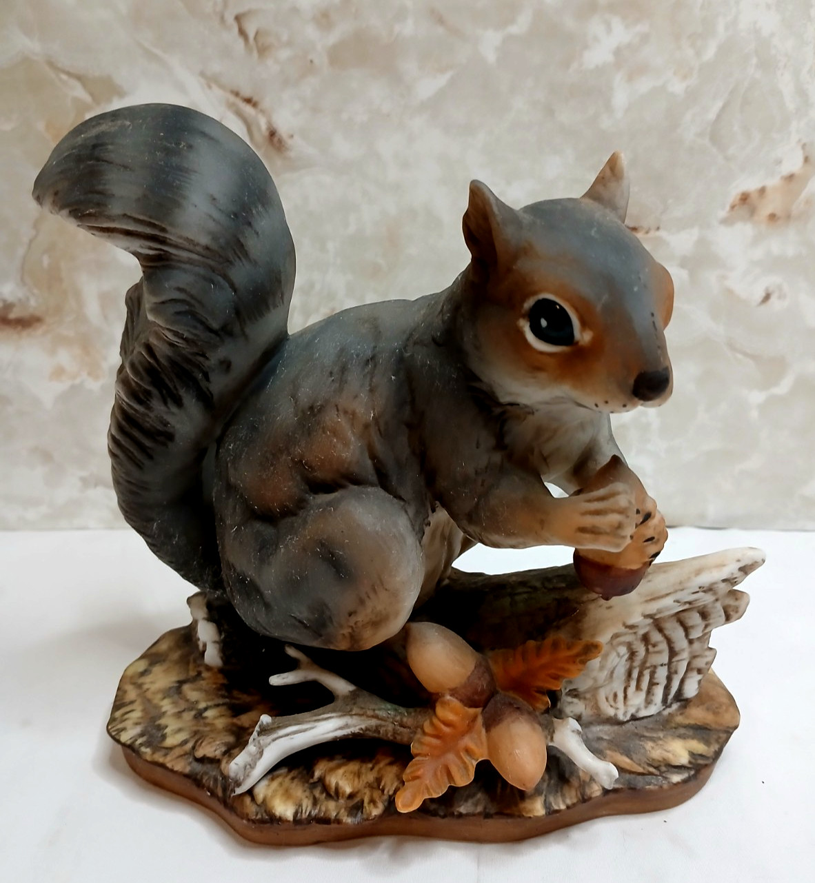 Vintage 1982 SQUIRREL & ACORN Masterpiece Porcelain Figurine by HOMCO