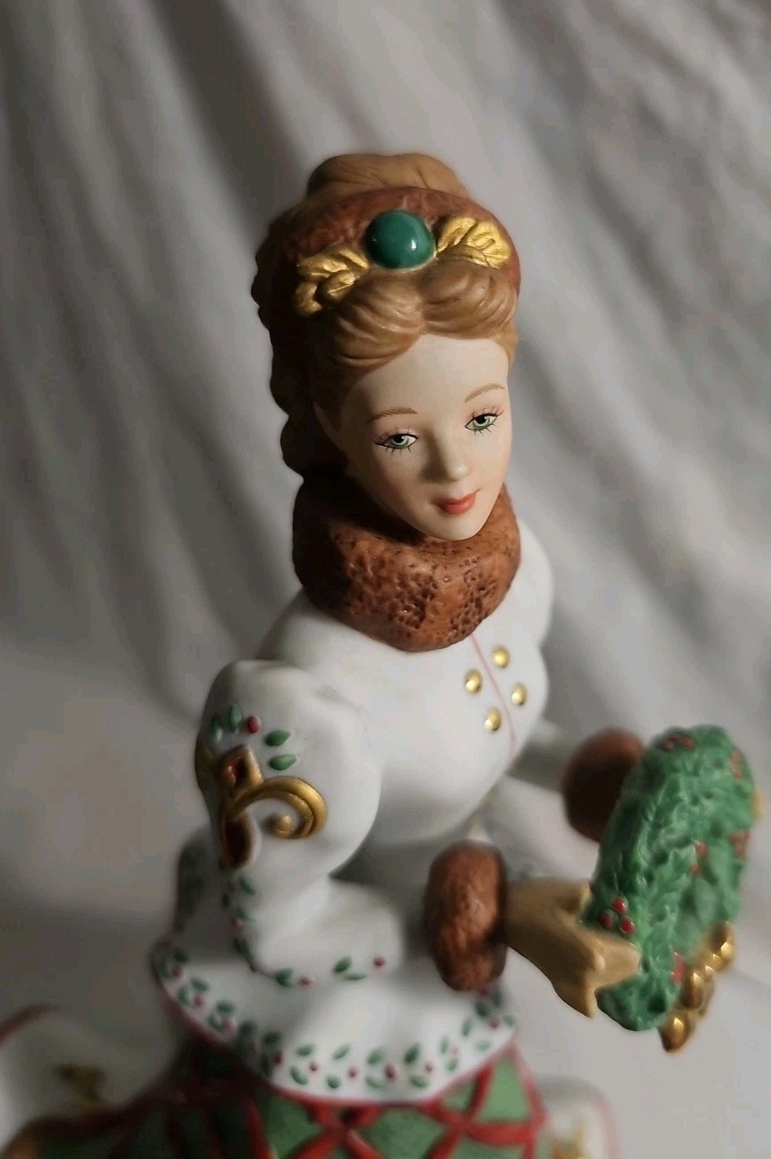LENOX KIMBERLEY – 2003 Annual CHRISTMAS PRINCESS Figurine